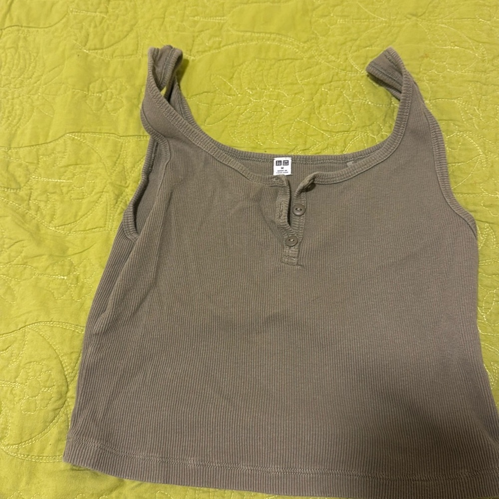 Uniqlo